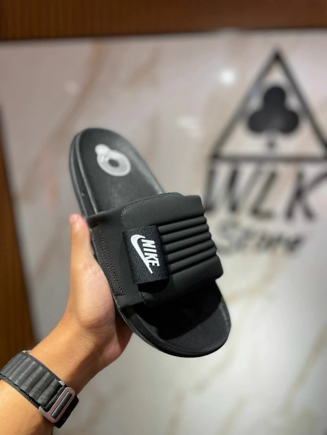 Chinelo Nike Offcourt Adjust